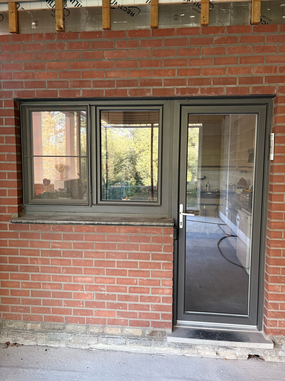 Porte + fenetre, Châssis de fenêtre, Synthétique, Enlèvement, Utilisé