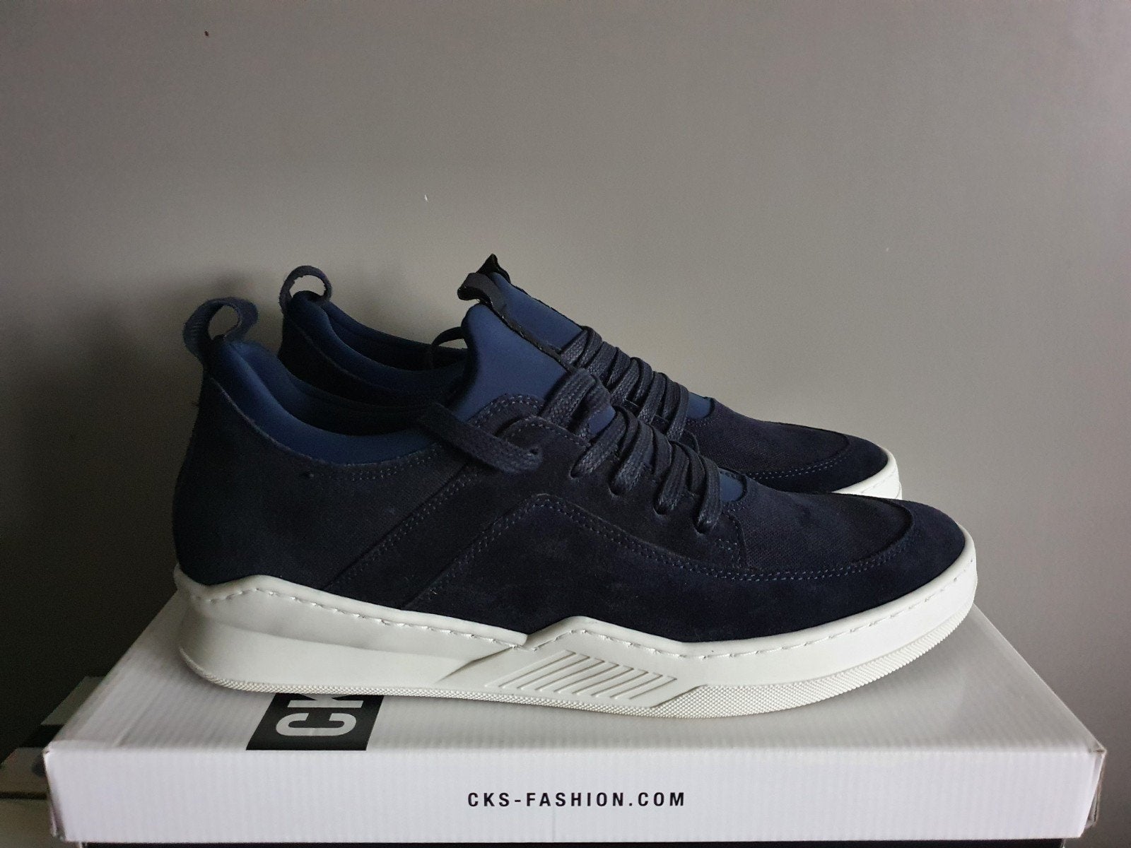 Nieuwe sneakers van CKS maat 45, Kleding | Heren, Schoenen, Blauw, Nieuw, Ophalen of Verzenden, Sneakers