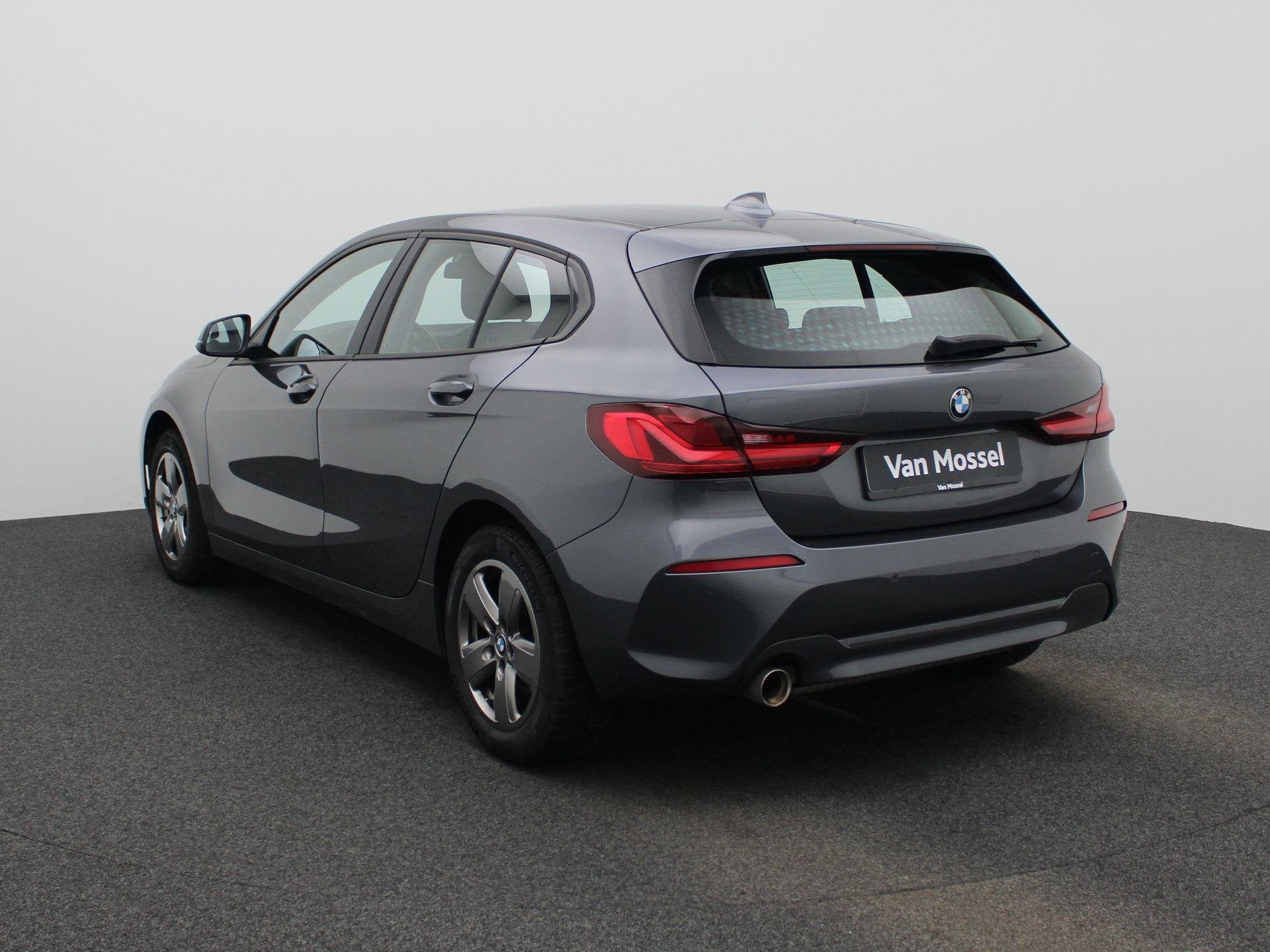 BMW 1-serie 118i, Autos, BMW, 100 kW, Argent ou Gris, Achat, Entreprise