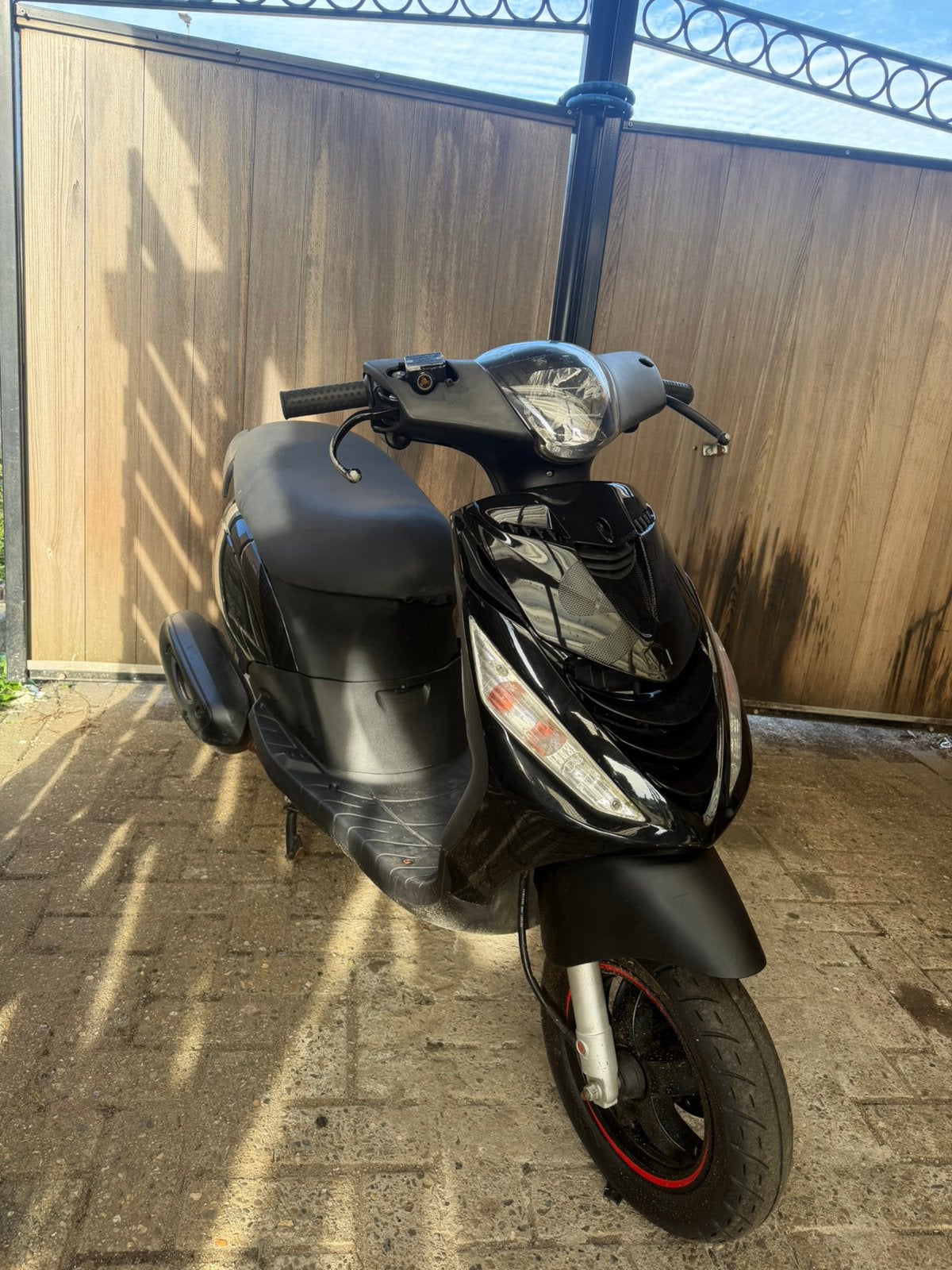 Piaggio zip a klasse met papieren, Enlèvement, Comme neuf, Zip