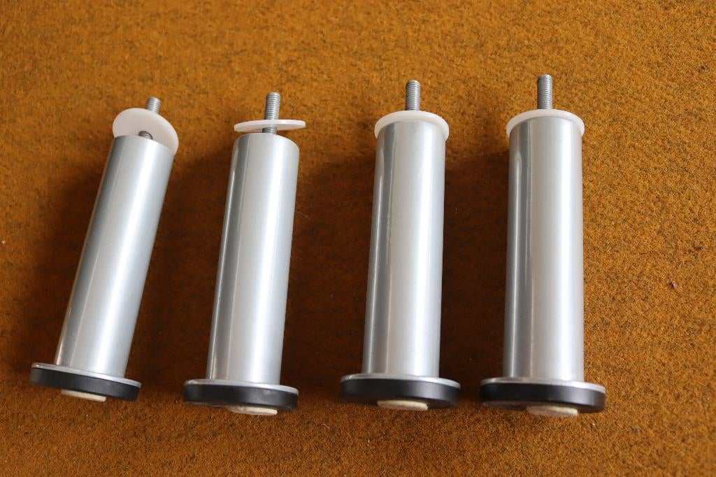 Zetelpoten Ikea aluminium 4 stuks, Ophalen