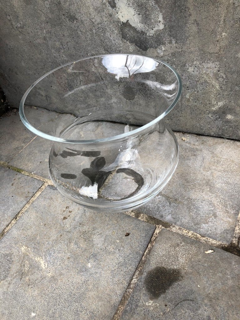 ronde vaas in glas, Huis en Inrichting, Woonaccessoires | Vazen, Ophalen of Verzenden, Glas