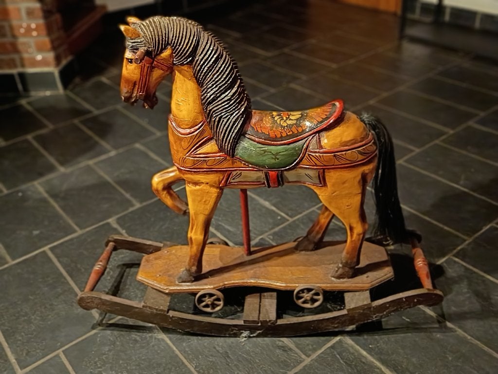 Prachtig houten schommel paard, Antiek en Kunst, Antiek | Speelgoed, Ophalen