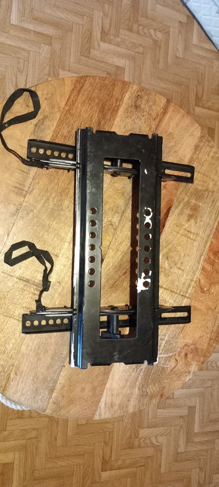 Tv beugel, Ophalen