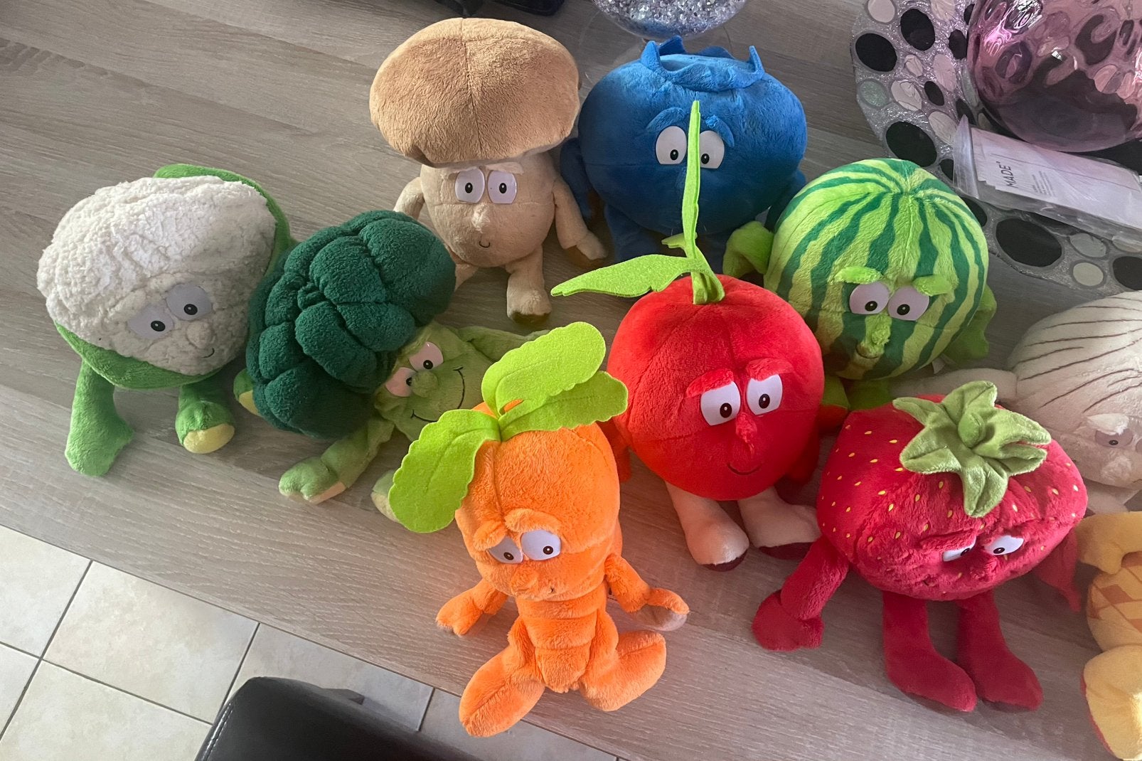 Pluchen fruit en groenten, Ophalen, Zo goed als nieuw