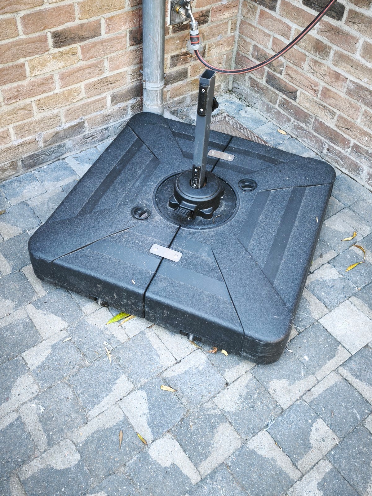 parasol déporté avec pied, Inclinable, 3 à 4 mètres, Enlèvement, Utilisé