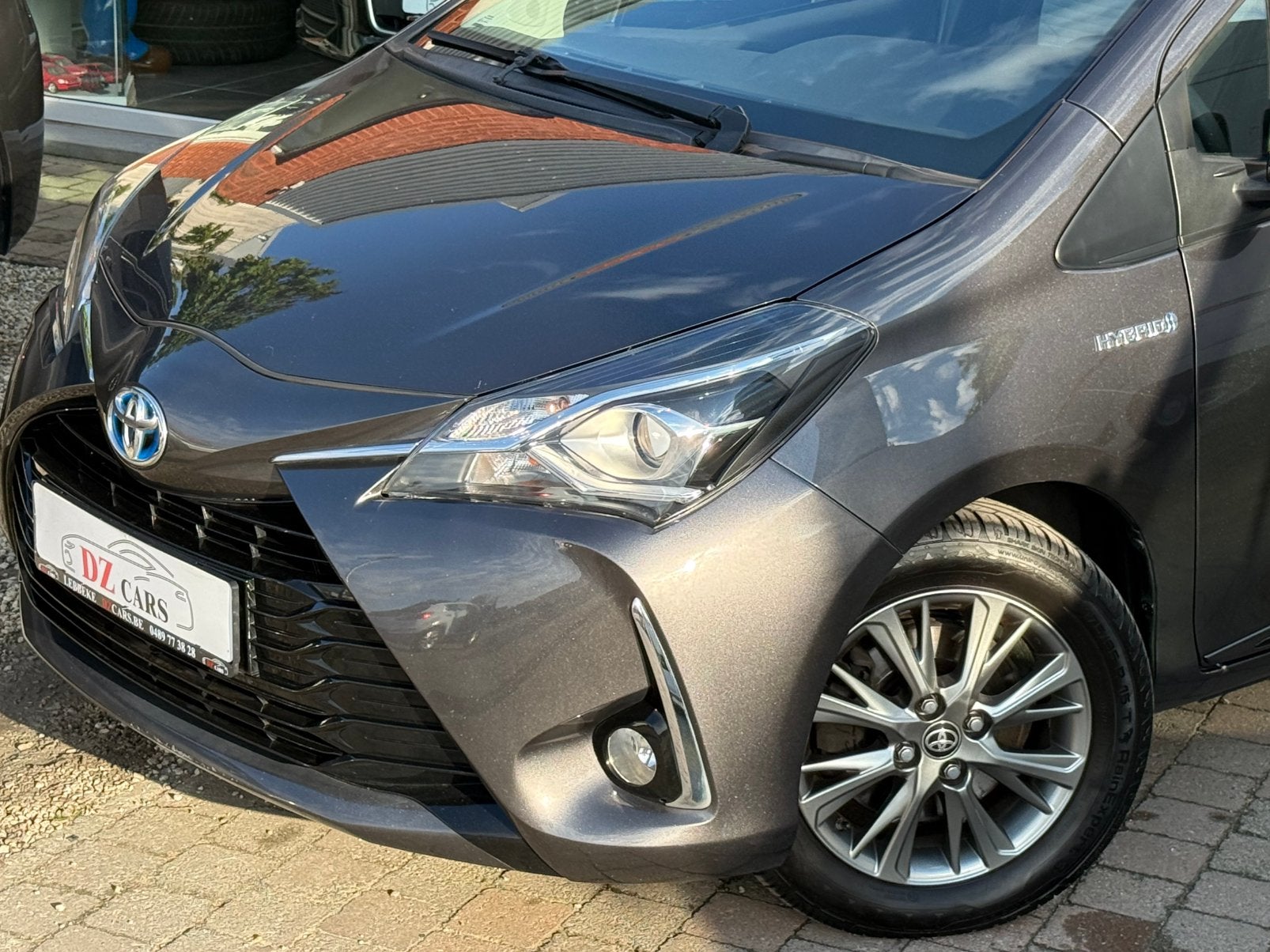 TOYOTA YARIS HYBRID PMR 1.5I 73CV |NAVI | CAMÉRA | KEY LESS, Autos, Achat, Euro 6, Entreprise, Entretenue par le concessionnaire