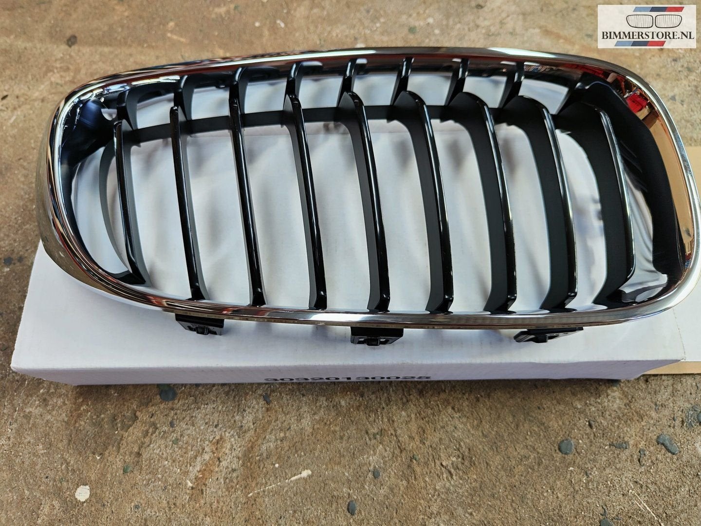 Grille chroom zwart rechts BMW 3 serie GT F34 5A3D036, Neuf, -, -, -