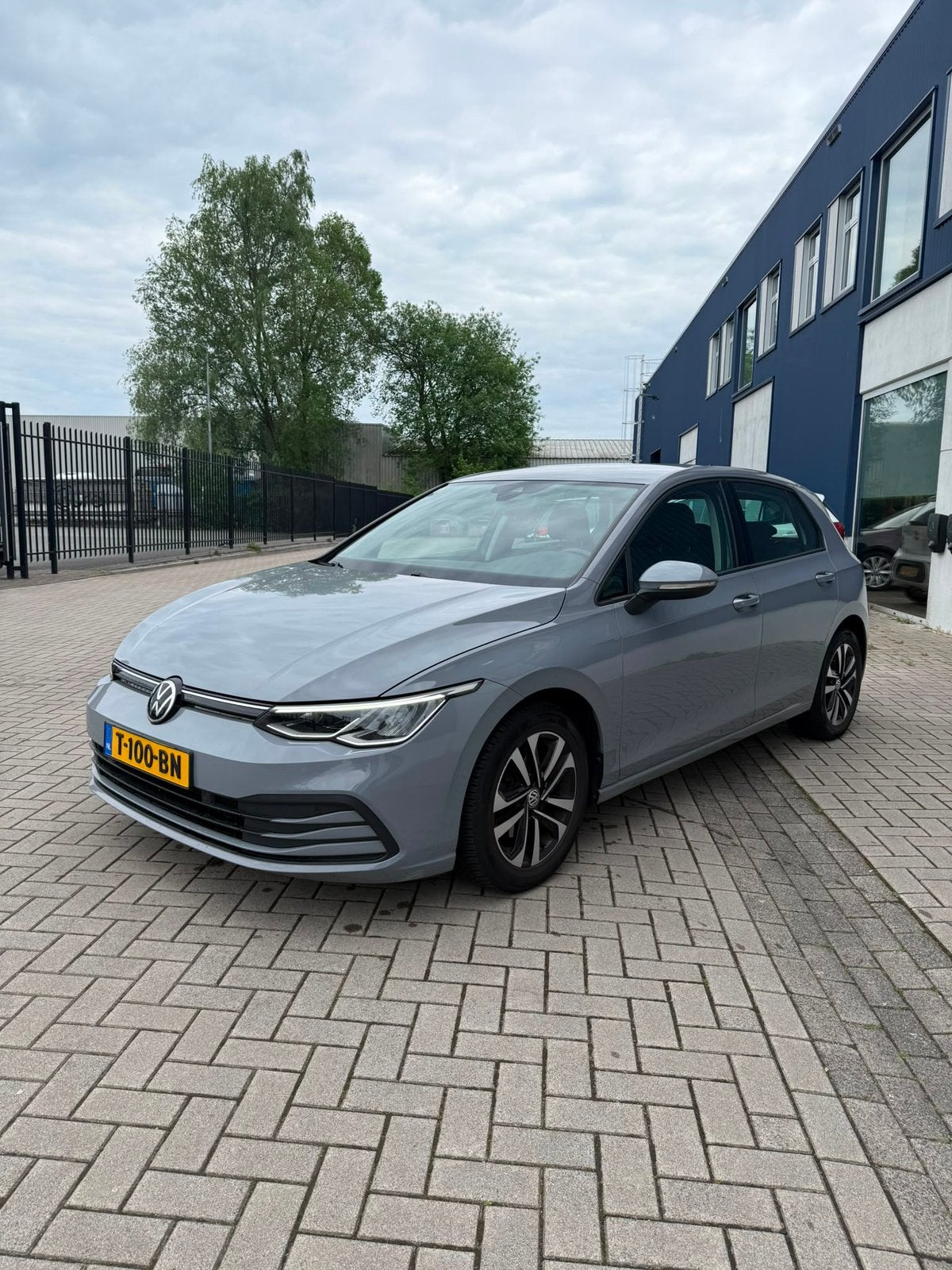 Volkswagen golf 8, Auto's, Volkswagen, Stof, Zwart, Handgeschakeld, 5 deurs