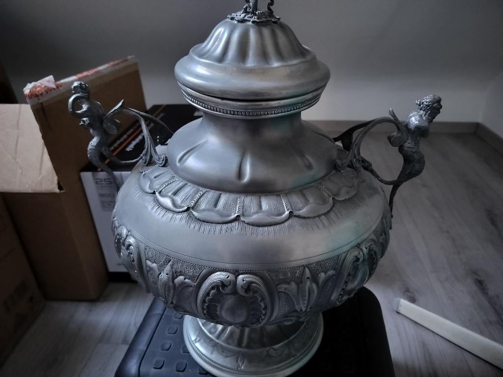 soupére, Antiquités & Art, Enlèvement