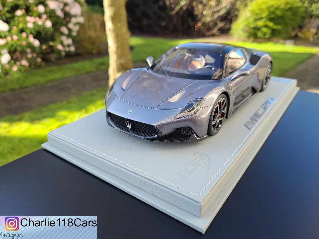 BBR 1/18 Maserati MC20 – Grigio Mistero / Gloss Black Roof, Hobby & Loisirs créatifs, Voitures miniatures | 1:18, Enlèvement ou Envoi
