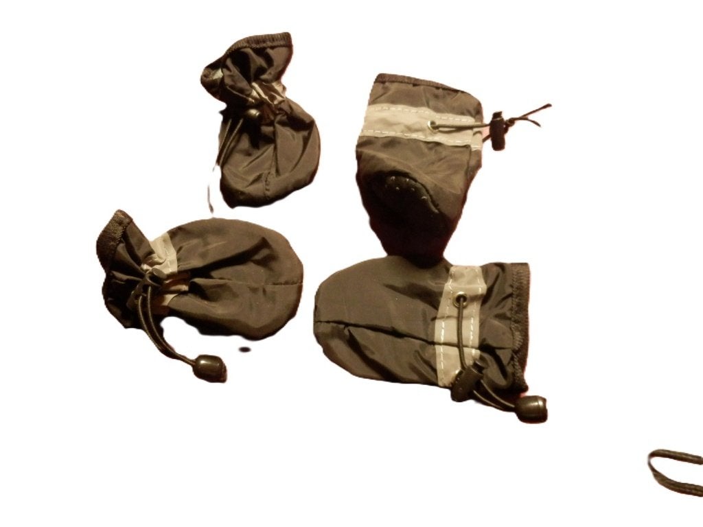 (3) -chaussons noirs pour petit chien t.XS - neuf -, Animaux & Accessoires, Neuf, Imperméable, Enlèvement ou Envoi, XS
