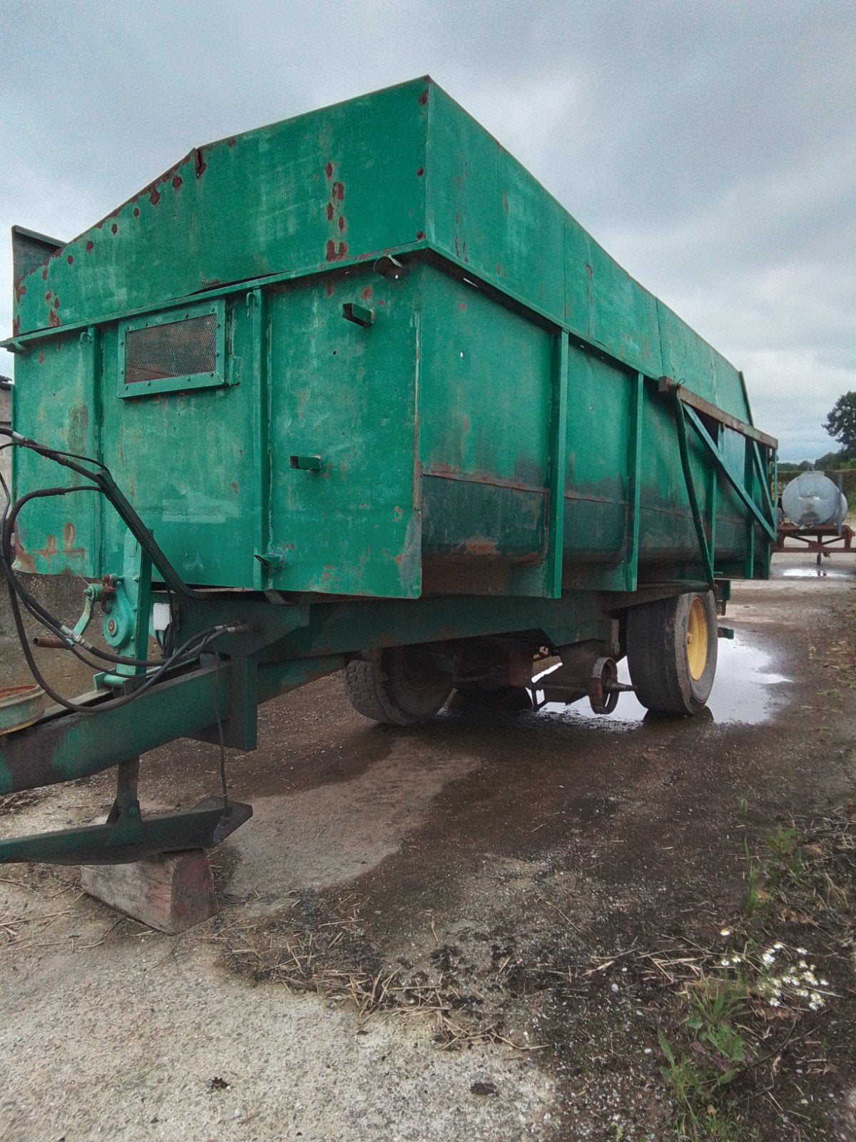 Landbouw matriaal, Ophalen