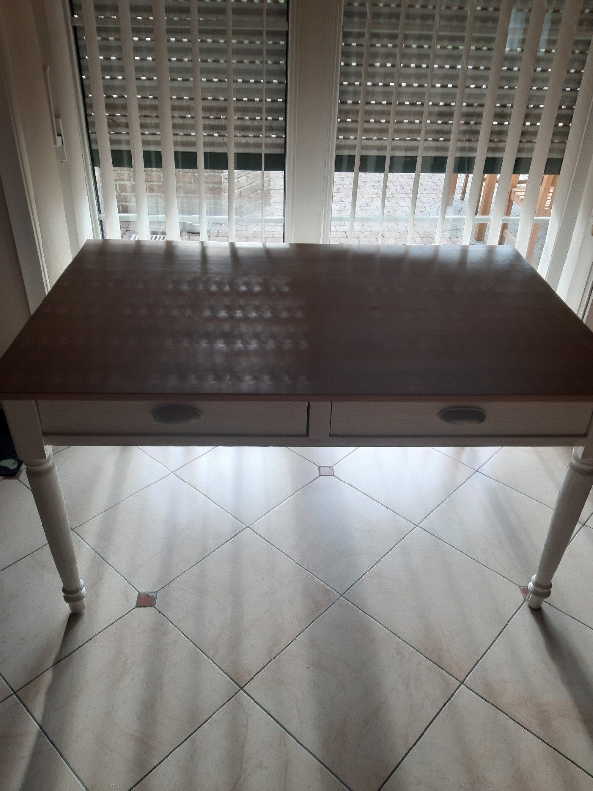 oude tafel, Enlèvement