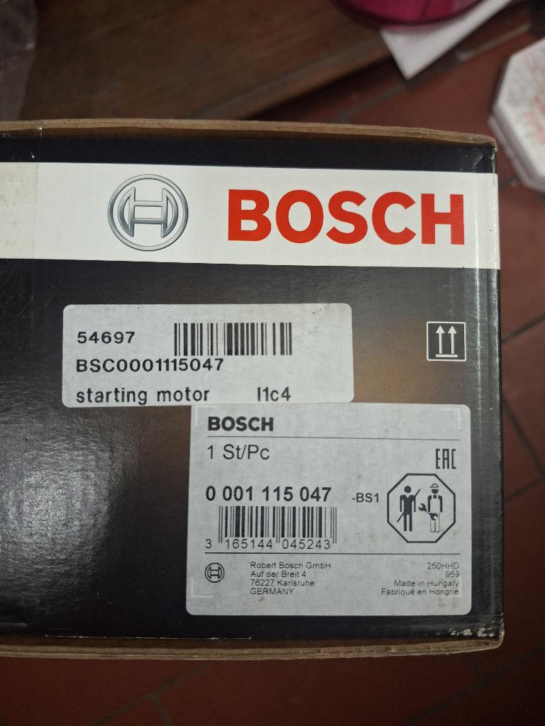 Mercedes Démarreur Bosch, Enlèvement