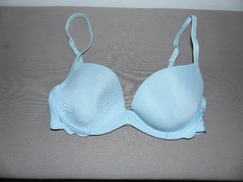 Sloggi lichtblauwe BH 75B, Kleding | Dames, Ondergoed en Lingerie, Sloggi, Ophalen of Verzenden, Blauw, BH
