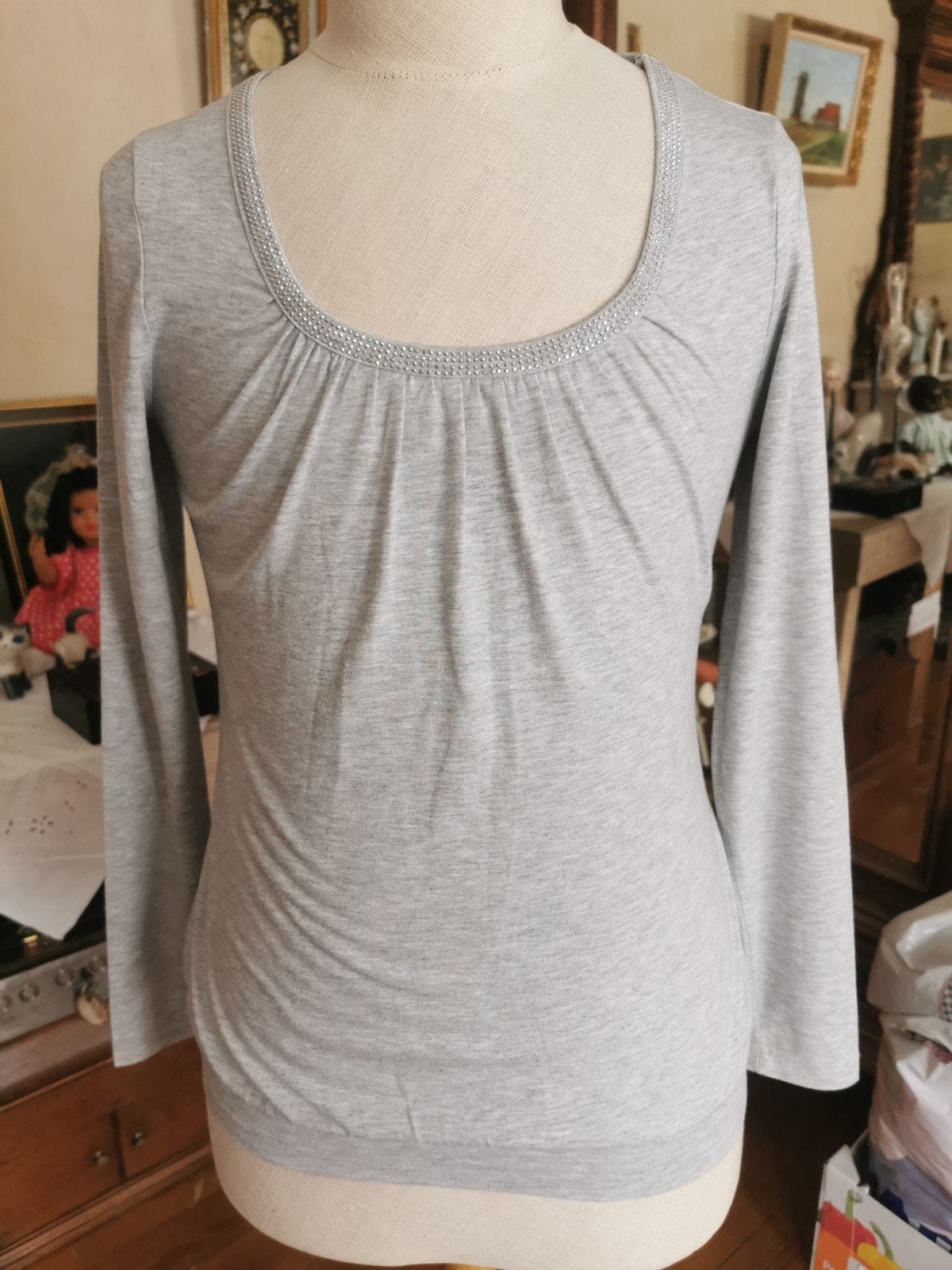 Mooie  licht grijze dames shirt, Ophalen of Verzenden, Zo goed als nieuw, Lange mouw, JBC.