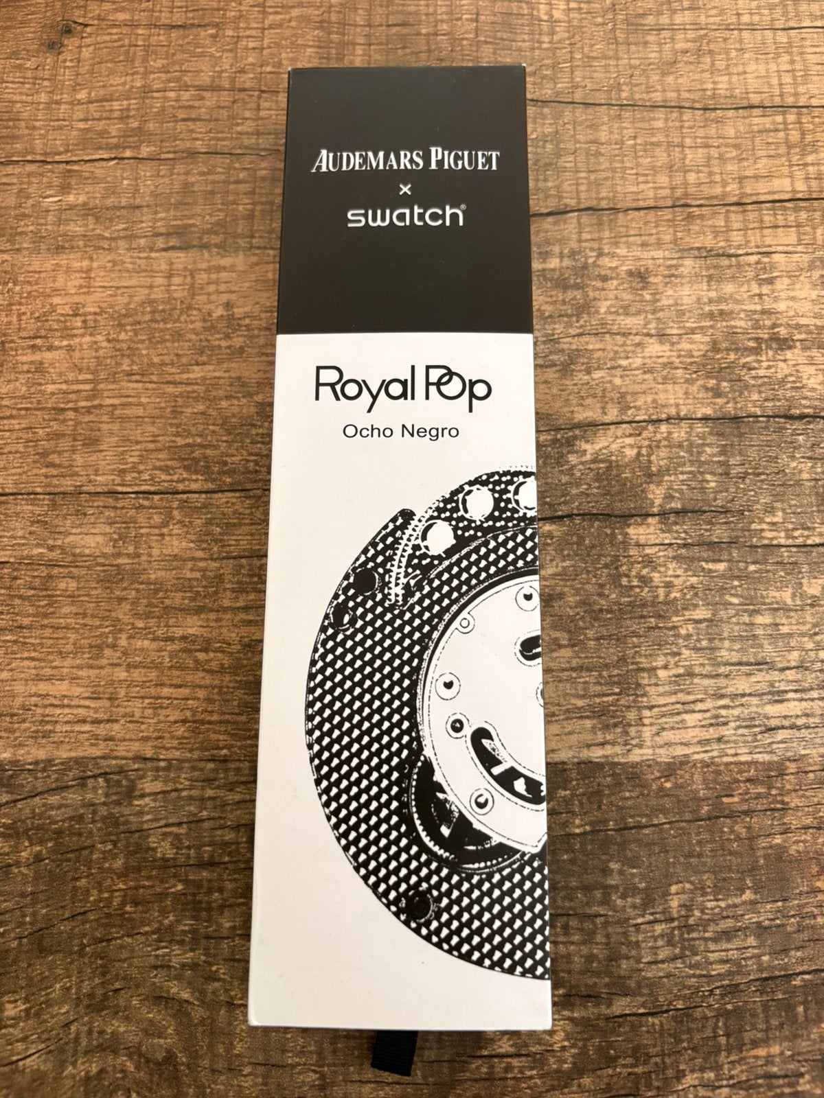 Royal Pop Ocho Negro ( AP x Swatch), Bijoux, Sacs & Beauté, Enlèvement ou Envoi, Neuf, Swatch