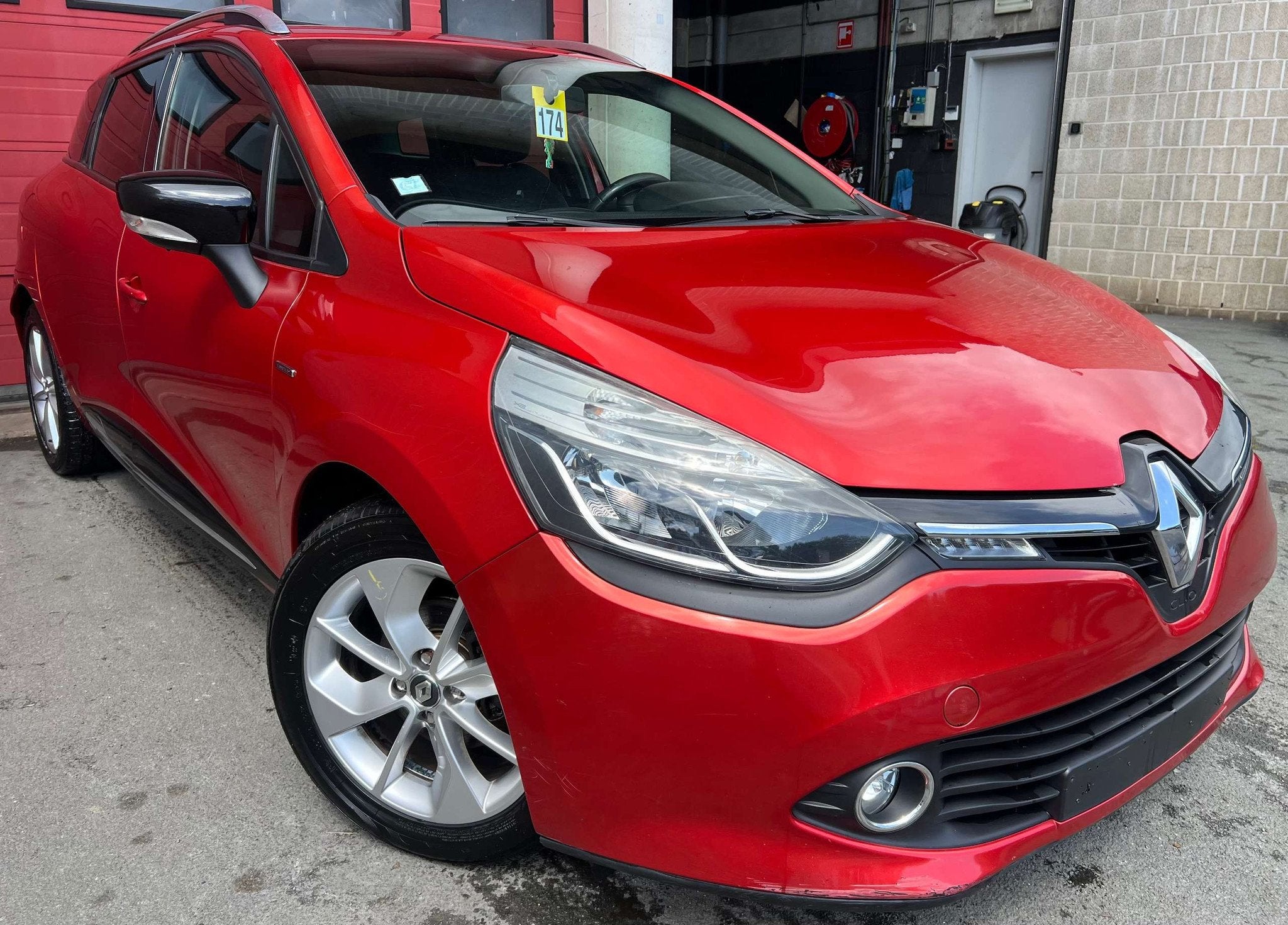 Renault Clio 1.5 dCi Energy Limited + CLIM + NAVI, Autos, Achat, Euro 6, Entreprise, Boîte manuelle
