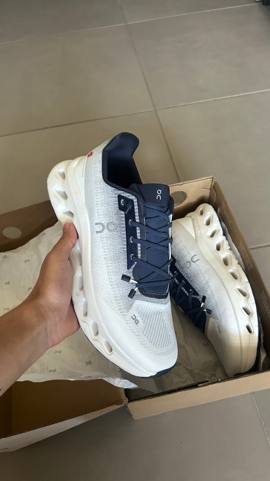 On Running Cloudtilt Midnight Ice, Kleding | Heren, Schoenen, Ophalen of Verzenden, Zo goed als nieuw, Sneakers