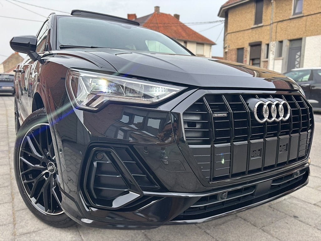 Audi Q3 40 TFSI Quattro S line S tronic/FULL OPTION/GARANTiE, Autos, Audi, Cuir, 170 g/km, Euro 6, Entreprise