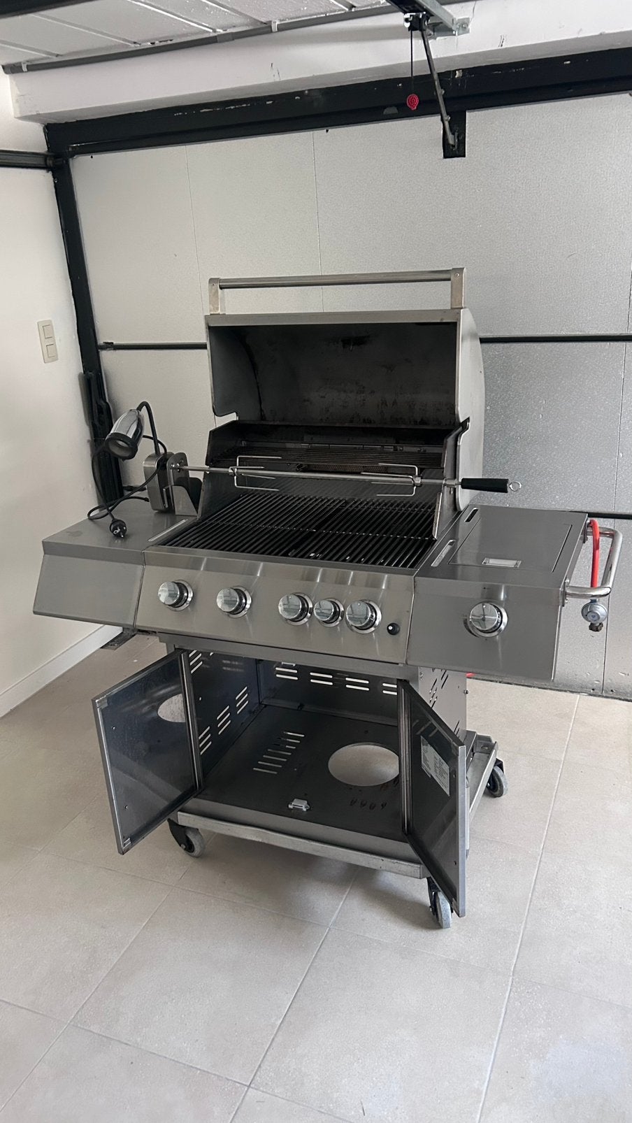 Gas BBQ, Tuin en Terras, Ophalen, Zo goed als nieuw