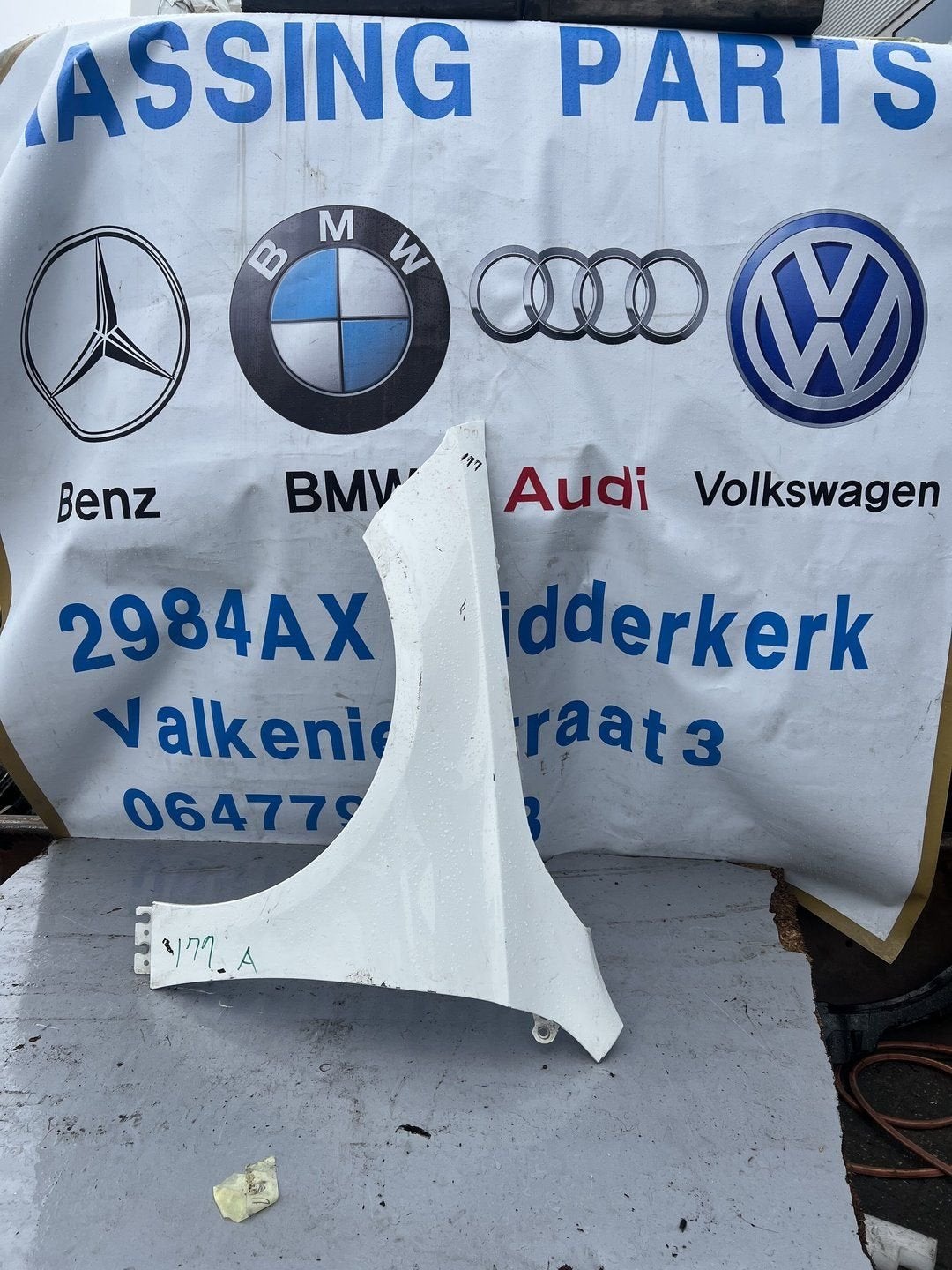 Mercedes A Klasse W177 Zijscherm links Voor Origineel, Garde-boue, Utilisé, -, Gauche