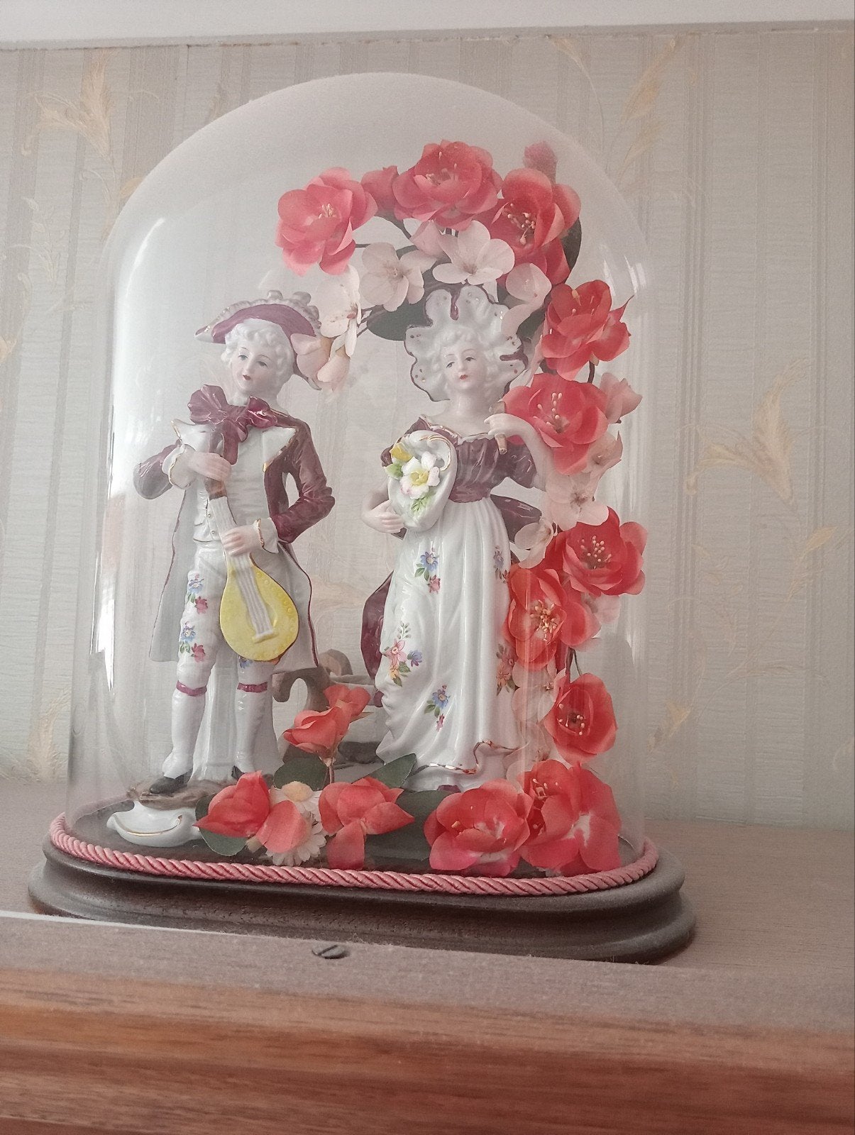antiek beeld onder stolp, Antiek en Kunst, Antiek | Porselein, Ophalen