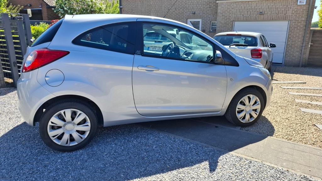 Ford ka 1200cc essence 98000km, Autos, Achat, Entreprise, Ka, Boîte manuelle