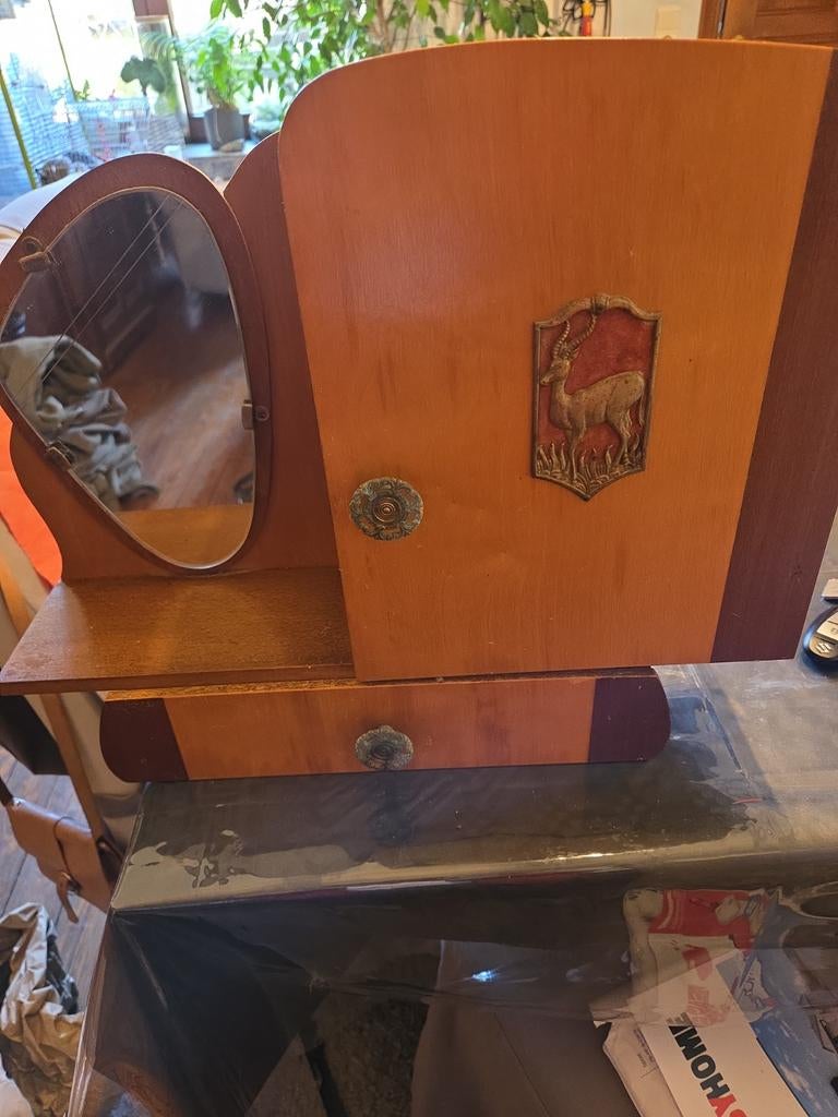 Petite coiffeuse année 50, Enlèvement ou Envoi