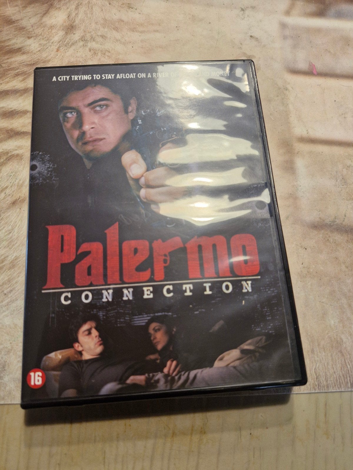 Palermo, Ophalen of Verzenden, Zo goed als nieuw, Engels, Nederlands