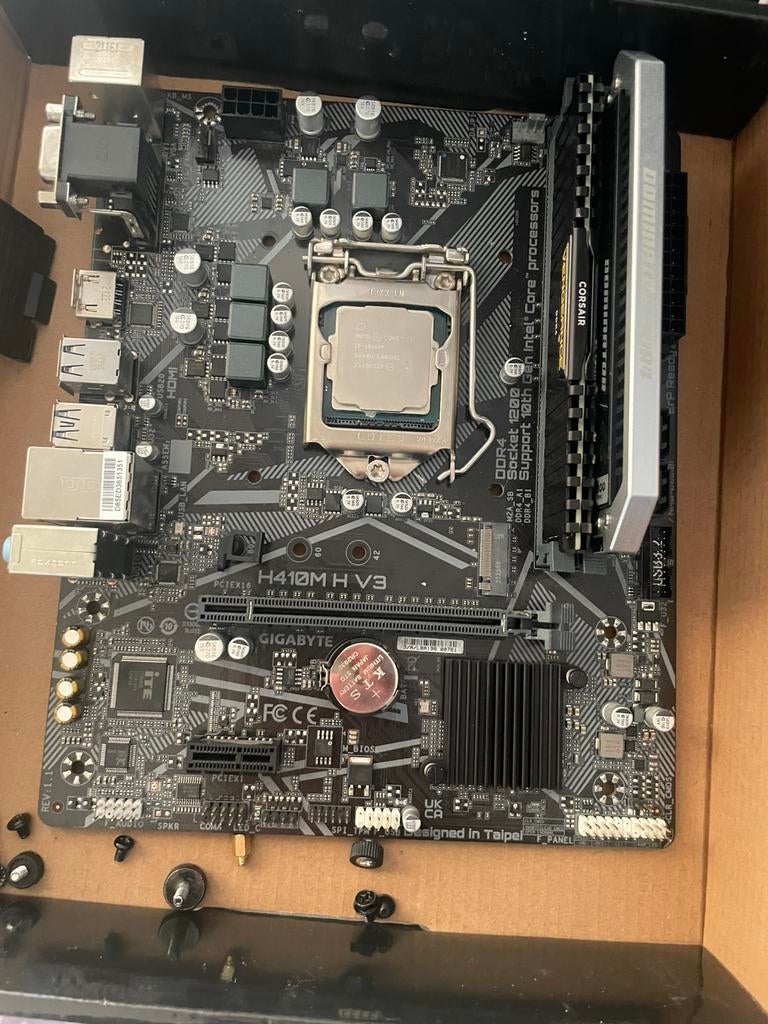 Carte mère H410M + i3‑10100F + 12GB RAM + Watercooling, Enlèvement, Comme neuf, Intel, DDR4