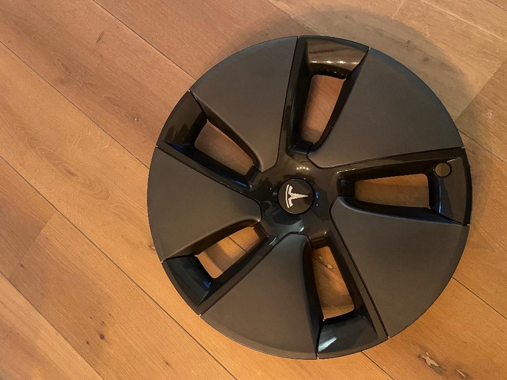 4x Aero wieldoppen Tesla model 3 - metalic grey - nieuwstaat, Velg(en), Nieuw, All Season, Personenwagen