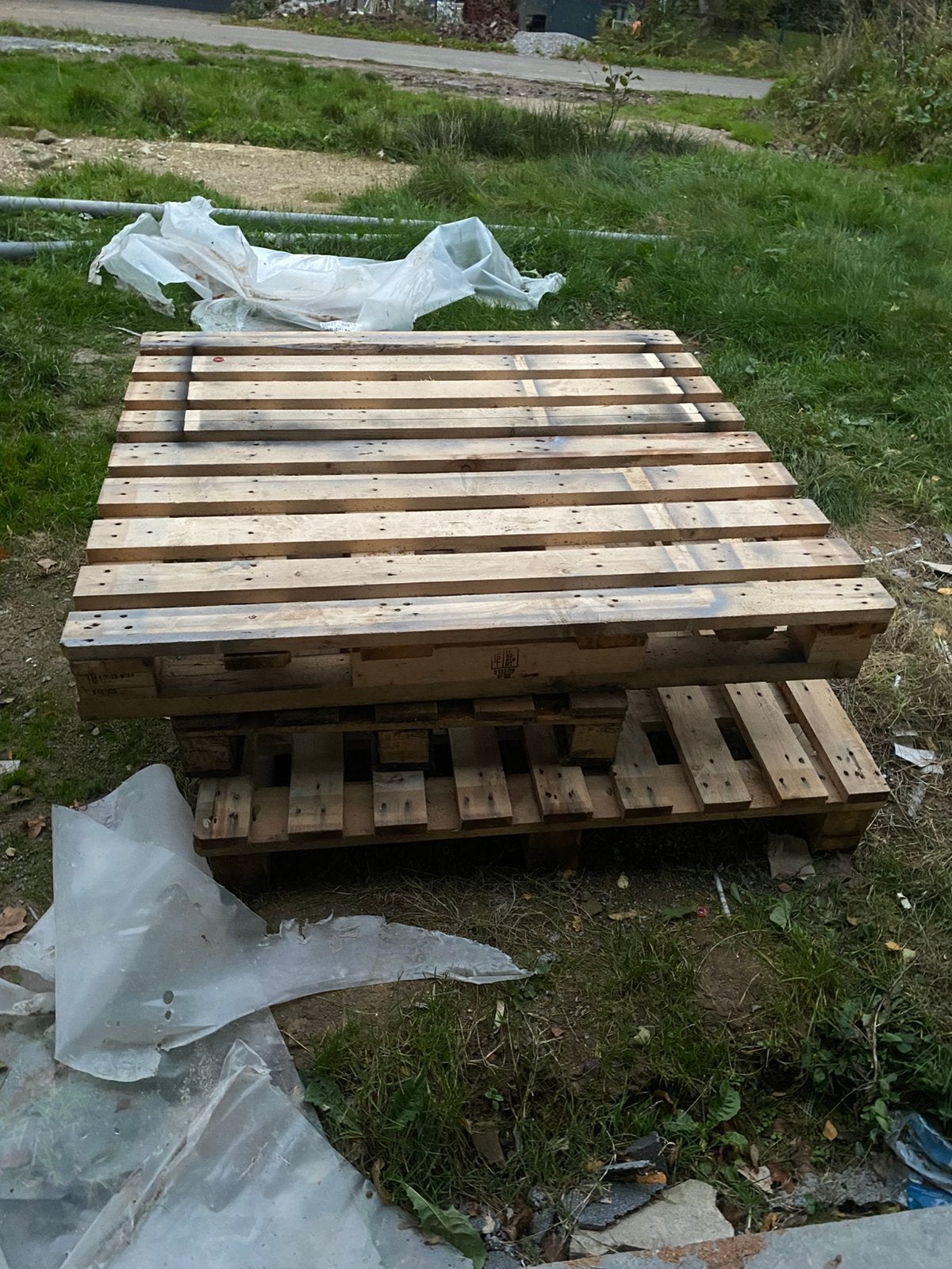 3 palettes de bois a donner, Ophalen, Zo goed als nieuw