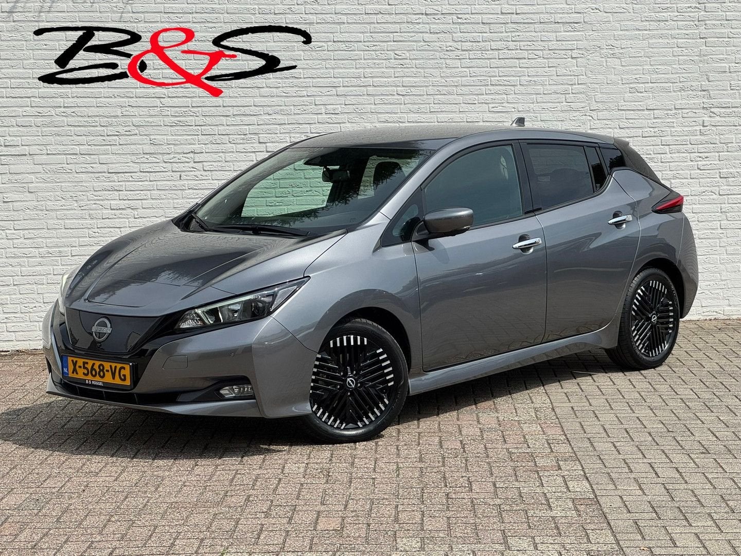 Nissan Leaf N-Connecta 39 kWh SOH 98 360 Camera Clima Cruise, Auto's, Automaat, Berline, Grijs, Leaf