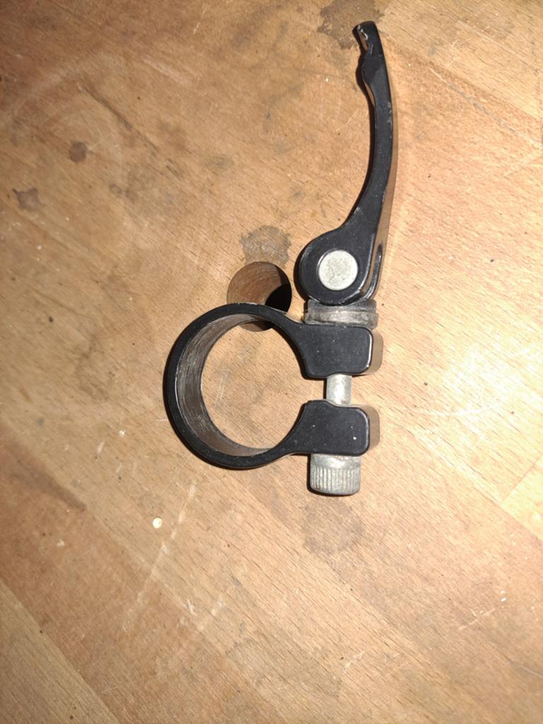 Piece vtt serre tige de selle, Enlèvement ou Envoi