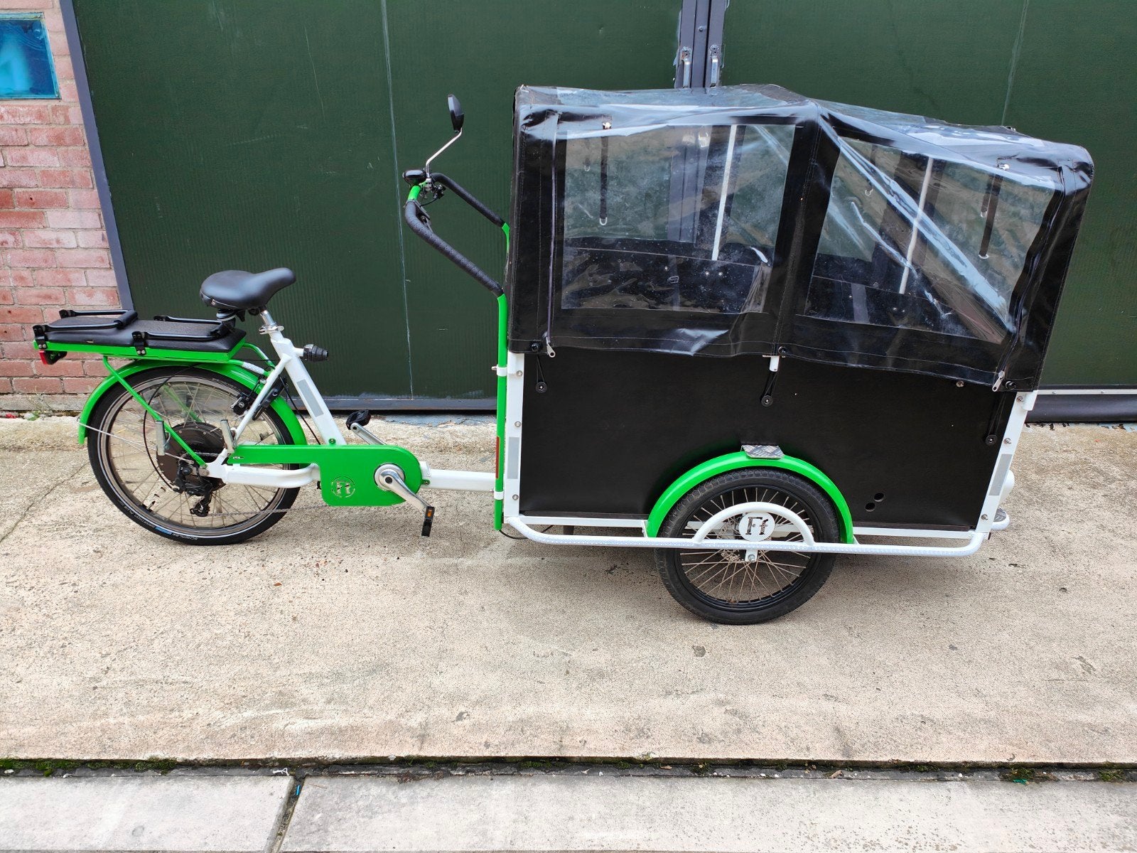 fietsfabriek kdv bso bakfiets, Fietsen en Brommers, Ophalen, 4 kinderen of meer, Elektrisch, Zo goed als nieuw