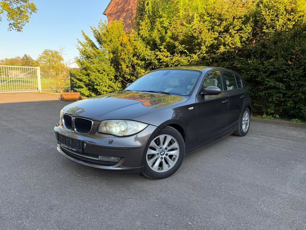 Bmw 118i très bon état homologué Navi Xenon, Autos, Cuir, Achat, Entreprise, 5 portes