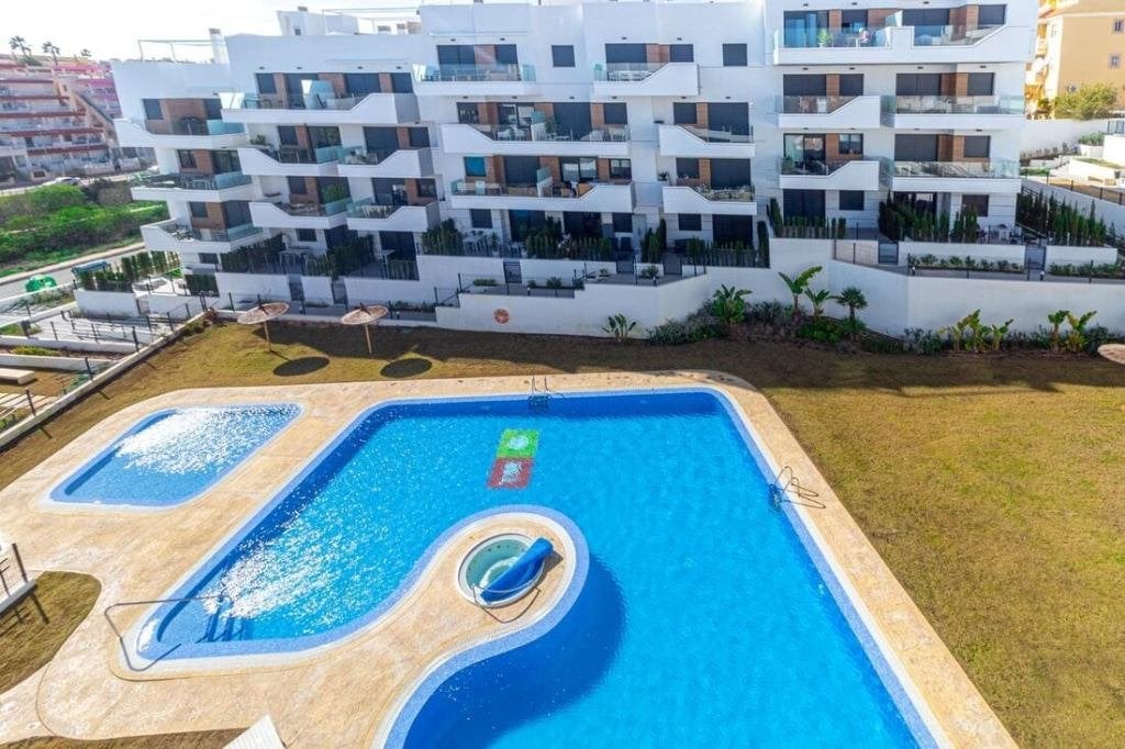 Gelijkvloers modern appartement in Villamartin, Spanje, 2 kamers, Villamartin, Appartement