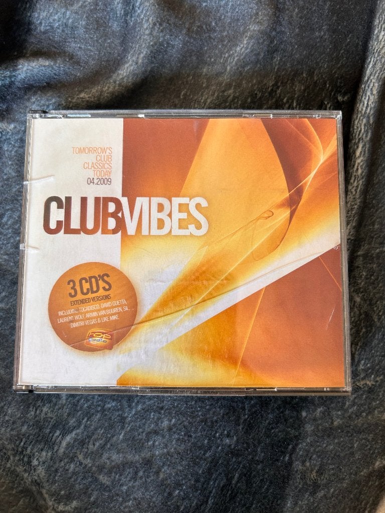 Club vibes 3 cd album, CD & DVD, CD | Dance & House, Enlèvement ou Envoi, Dance, Utilisé, Comprend un livret