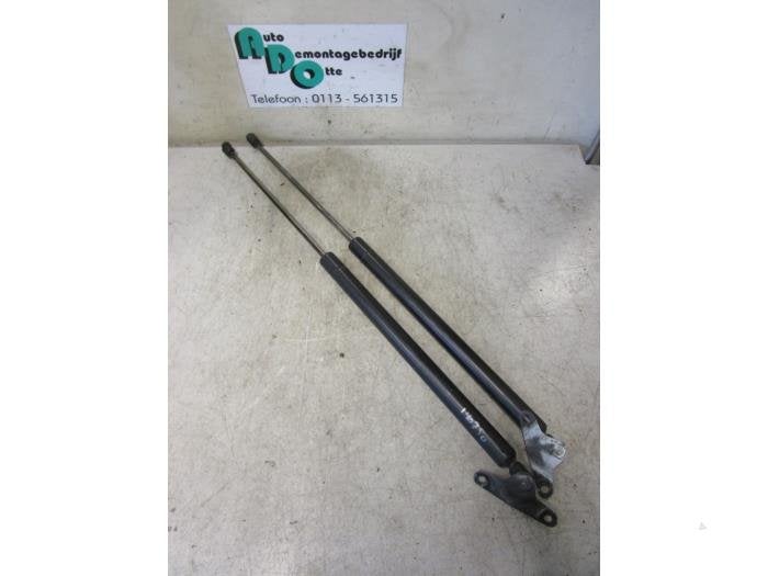 Set Gasdempers Achterklep van een Mercedes Vito (Vito 96-), Gebruikt, -, Ophalen of Verzenden, -