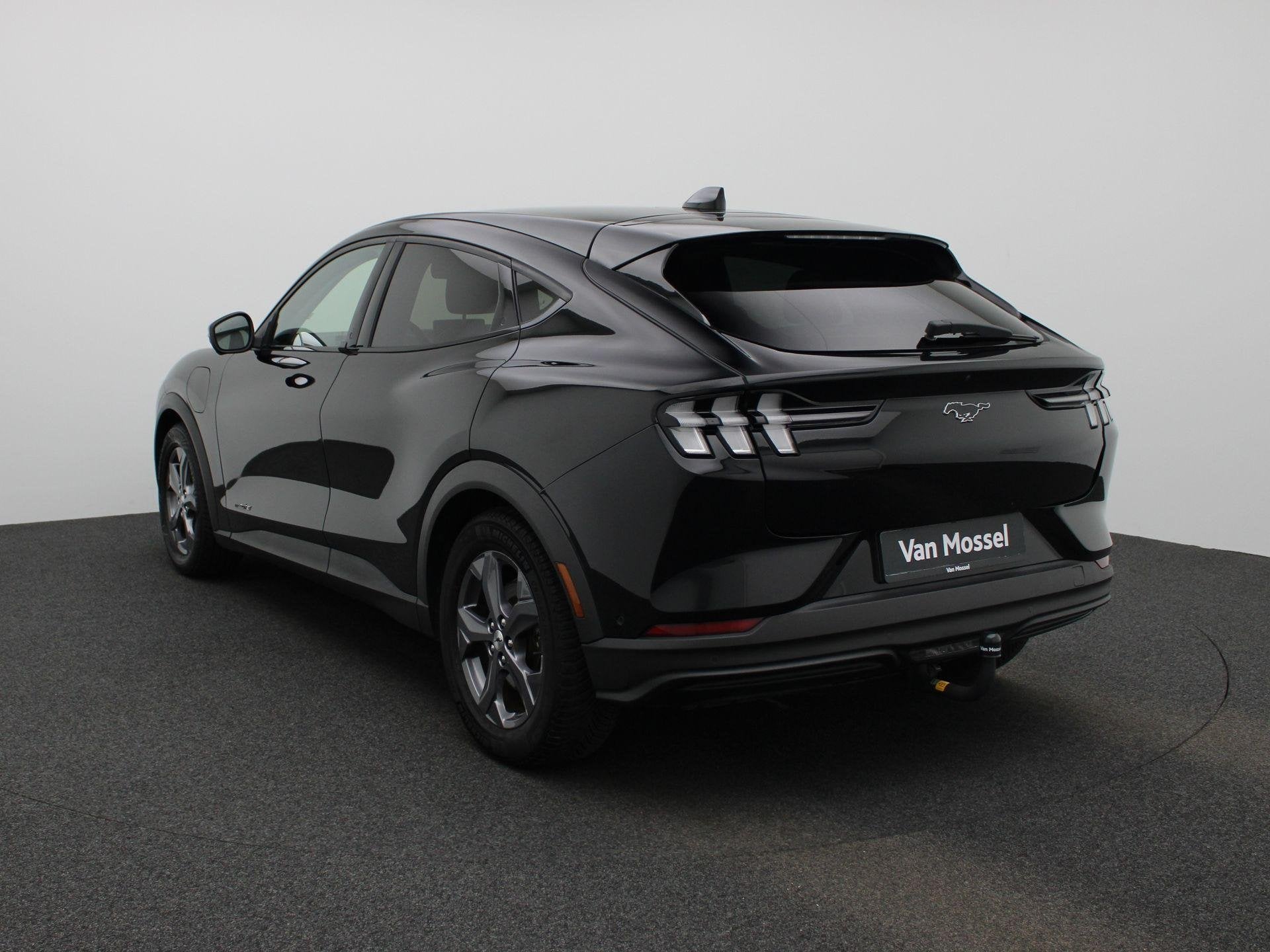Ford Mustang Mach-E 76kWh 198kW Standard Range RWD, Auto's, Automaat, 269 pk, Gebruikt, 750 kg