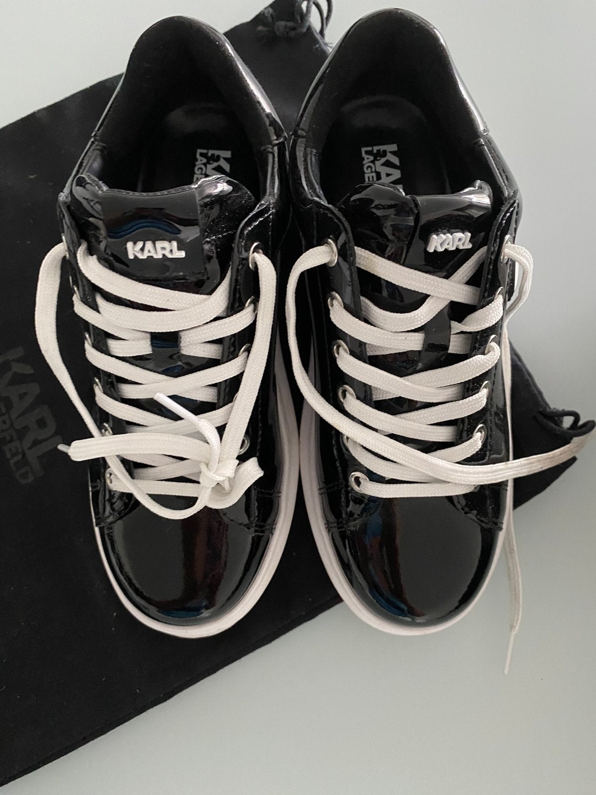 Karl Lagerfeld maat 38, Kleding | Dames, Ophalen of Verzenden, Zo goed als nieuw, Zwart, Sneakers