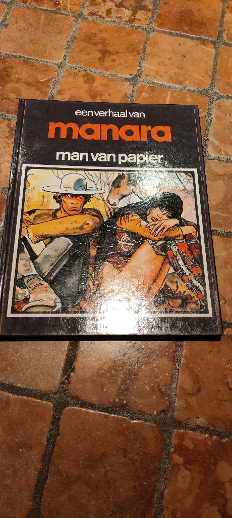 Man van papier - een verhaal van Manara, Ophalen, Eén stripboek, Zo goed als nieuw, Milo Manara