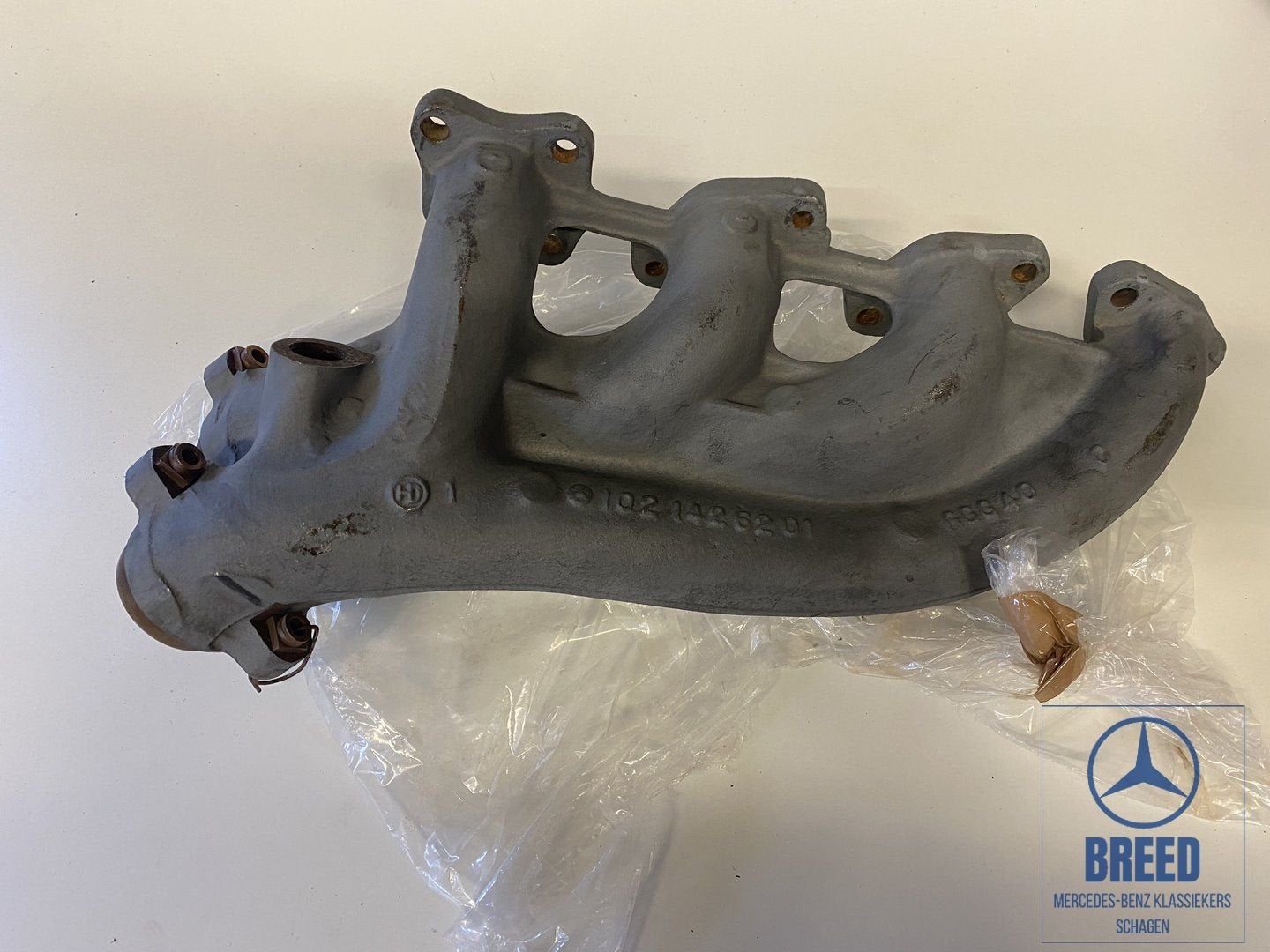 NOS uitlaatspruitstuk voor Mercedes-Benz M102 W201 190E, -, Nieuw, Ophalen of Verzenden, -