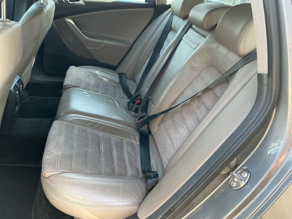 CEINTURE DE SECURITE ARRIERE GAUCHE Passat Variant (3C5), Volkswagen, Volkswagen AG, Utilisé, Kundenbetreuung@volkswagen.de