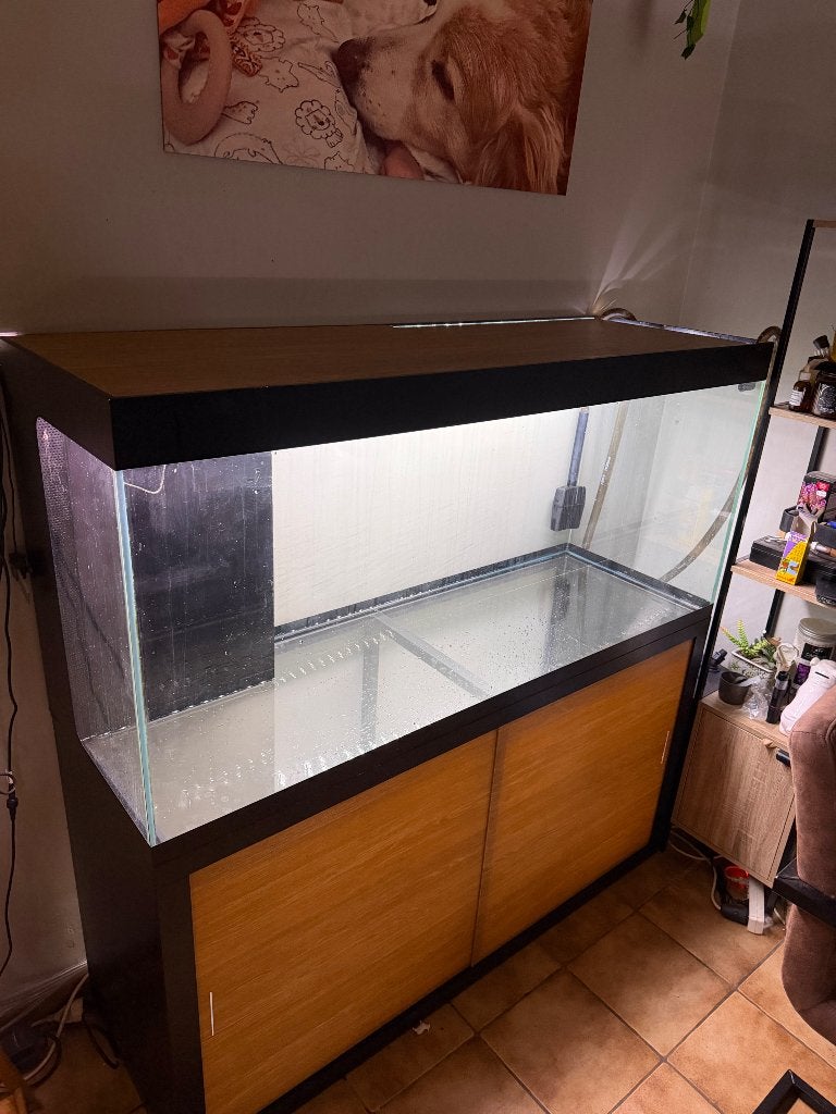 Aquarium, Ophalen, Zo goed als nieuw