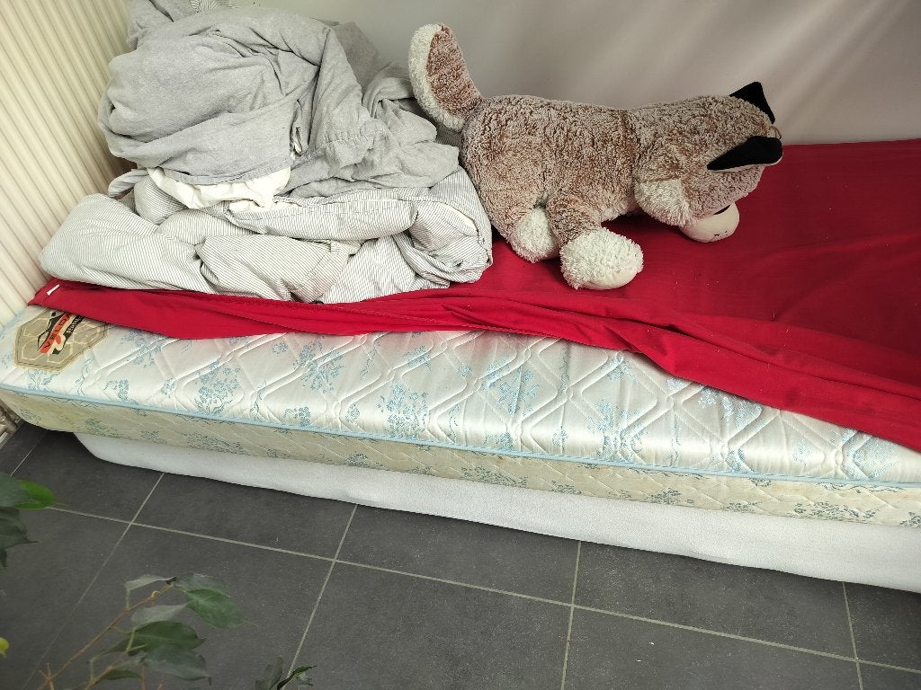 Gratis Matras 200 x 90 cm, Ophalen, Gebruikt, 90 cm, Eenpersoons