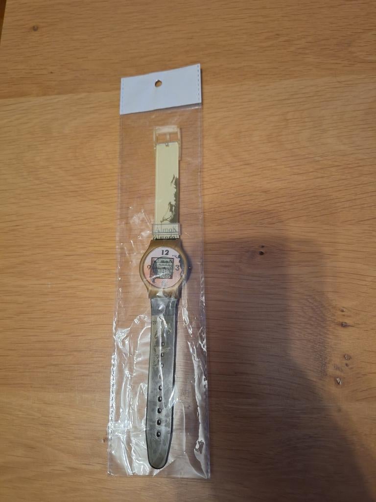 Montre neuve dans son emballage 2001-2002, Bijoux, Sacs & Beauté, Montres | Anciennes | Antiquités, Montre-bracelet, Autres marques