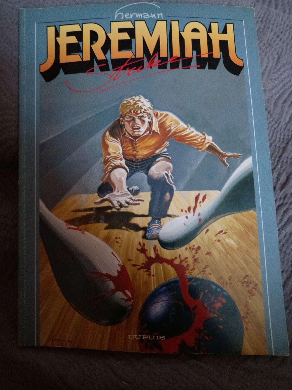 Strike van de série Jeremiah EO, Enlèvement ou Envoi, Une BD, Hermann, Comme neuf